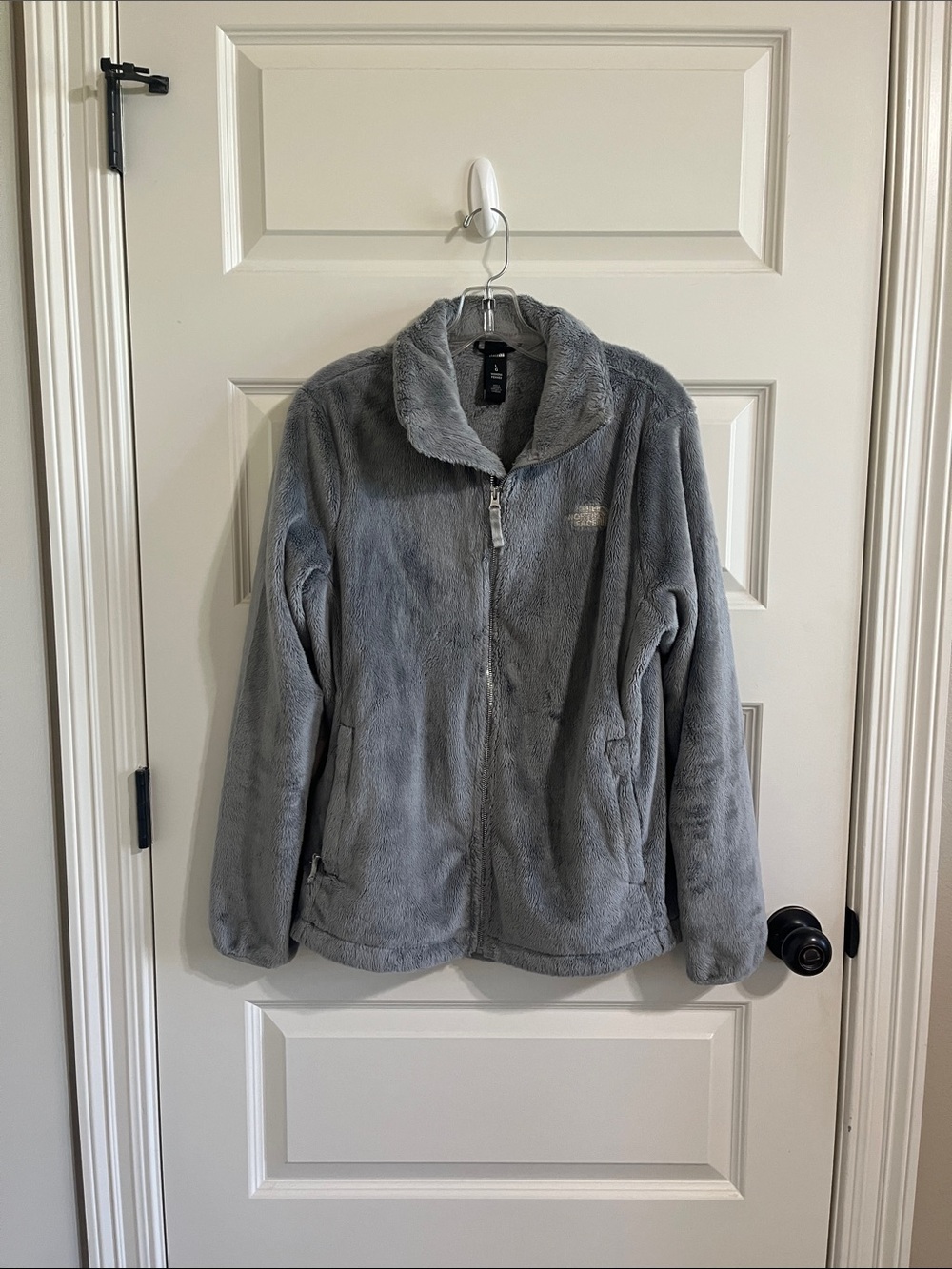 The Northface Women's Gray Plush Full-Zip Jacket